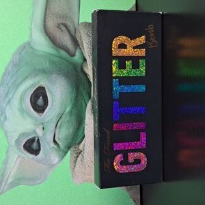 Too Faced Glitter Bomb Eyeshadow Palette